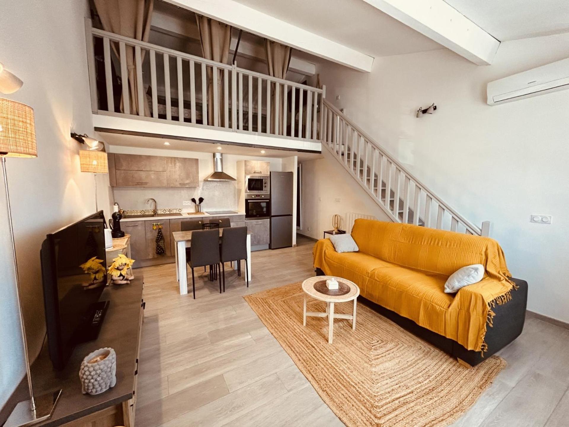 Le Paolo Appartement Deluxe Нарбон Екстериор снимка